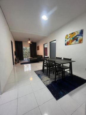 ALEESYA EXCLUSIVE HOMESTAY at Emerald Avenue